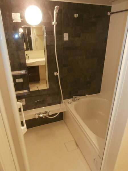  阪和線・羽衣線/和歌山駅 徒歩13分 2階 築7年