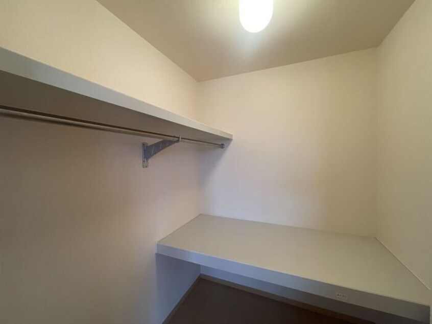  パインズコートⅡ