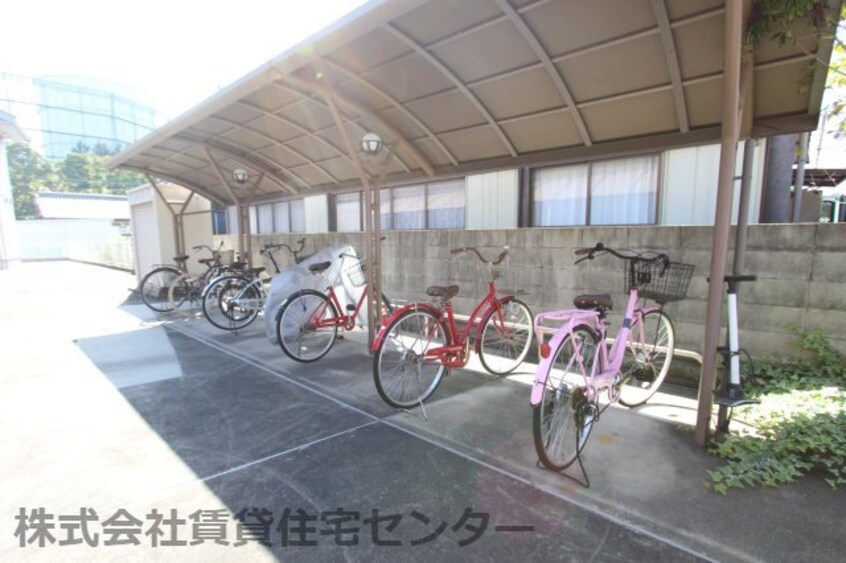  パインズコートⅡ