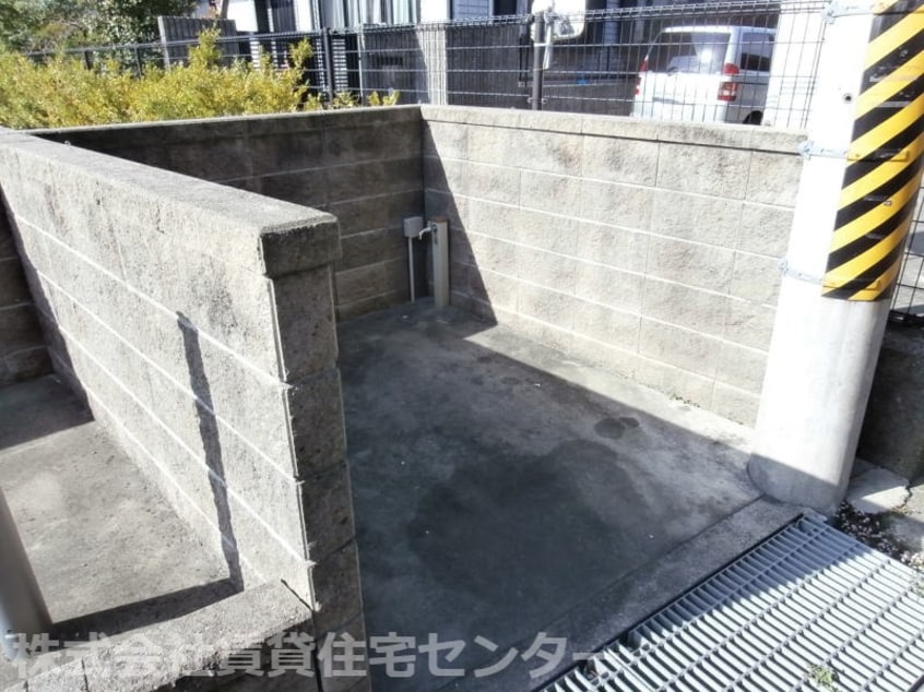  パイン テイル　Ｃ棟