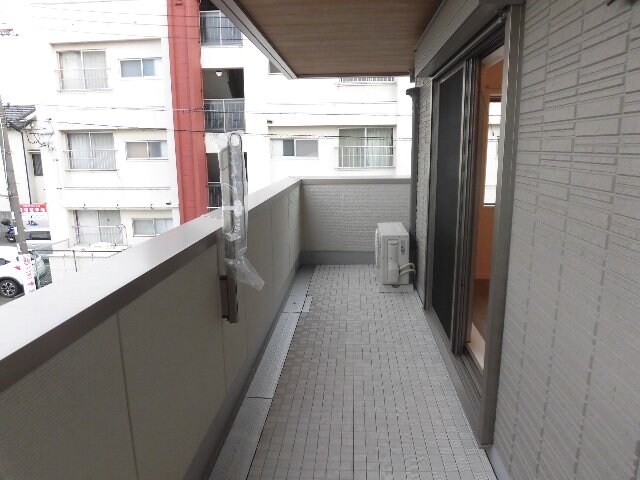  阪和線・羽衣線/和歌山駅 徒歩13分 2階 築4年