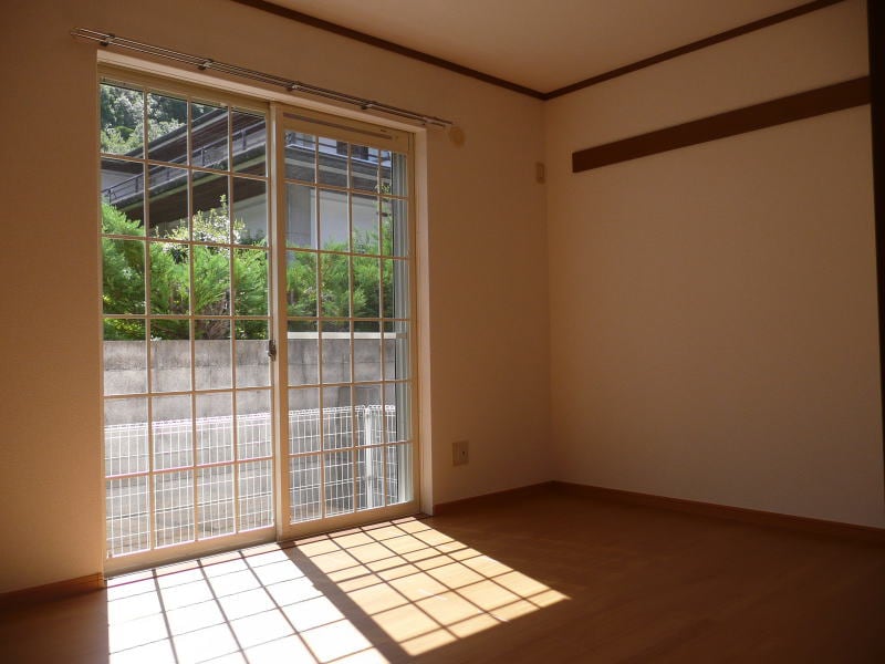  メゾンドヴェール西浜