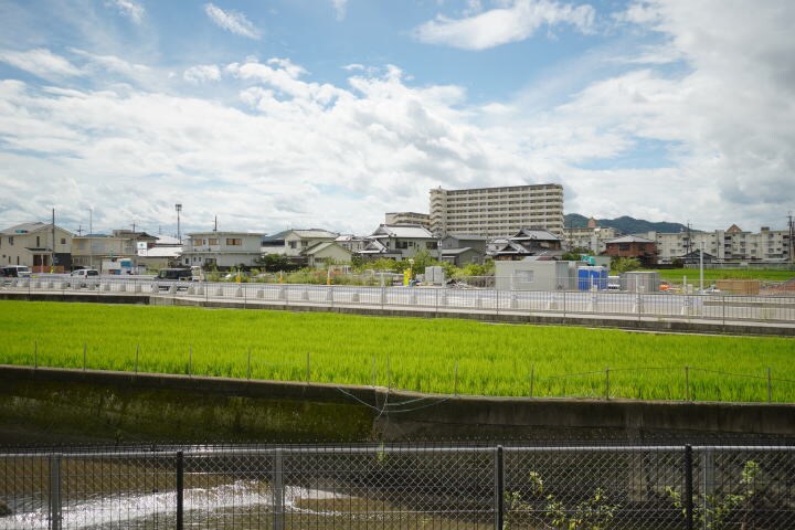  阪和線・羽衣線/紀伊駅 徒歩13分 1階 築14年