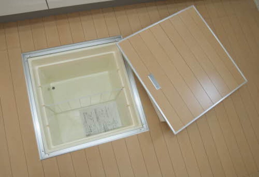  シャーメゾン六十谷