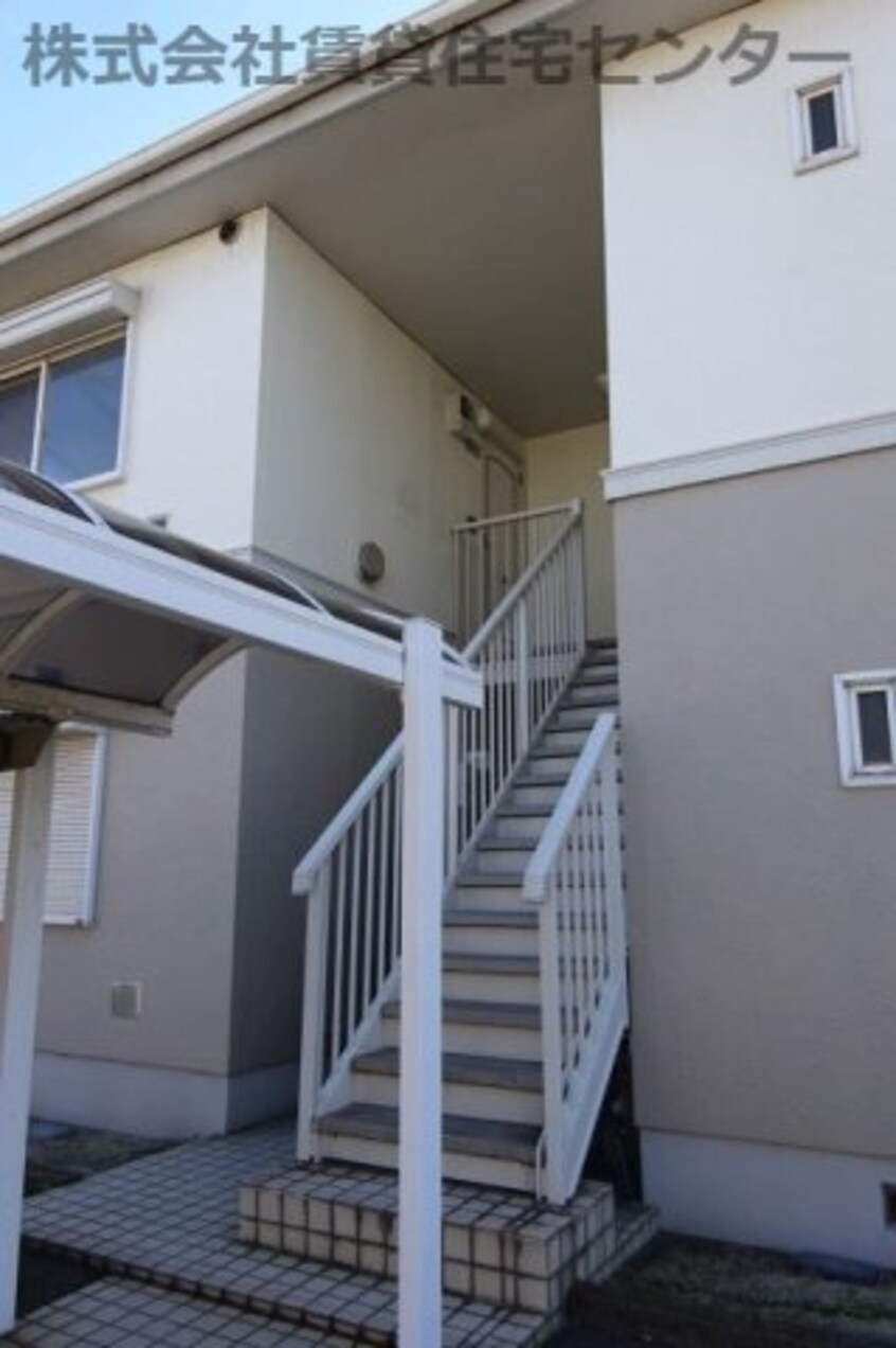  フレグランス築港