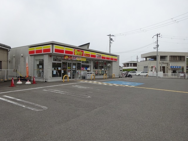 デイリーヤマザキ和歌山吉礼店様(コンビニ)まで230m 和歌山電鉄貴志川線/吉礼駅 徒歩1分 1階 築24年