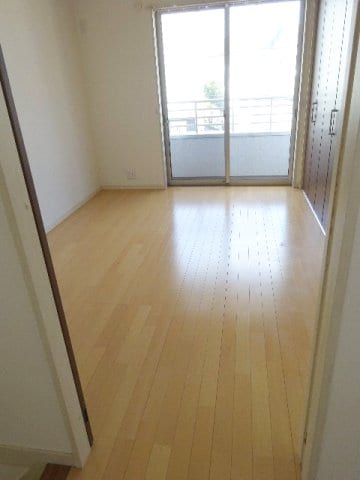  ラ・フェリオ有本