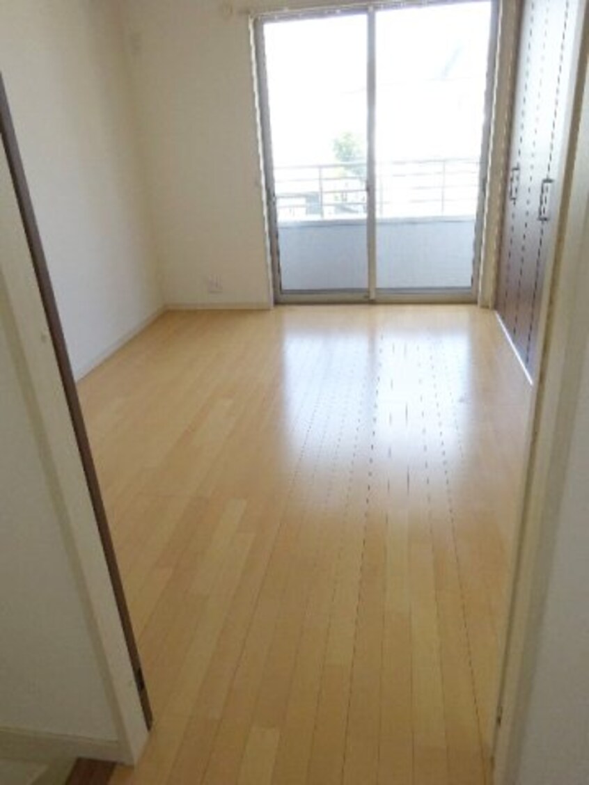  ラ・フェリオ有本