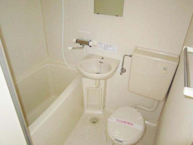  イーストアベニュー和歌山