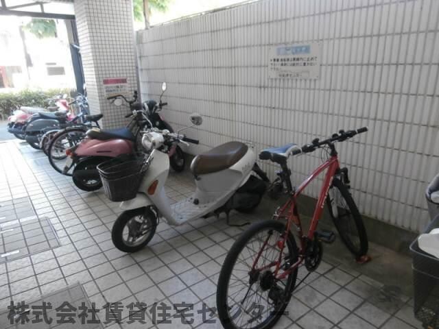  イーストアベニュー和歌山