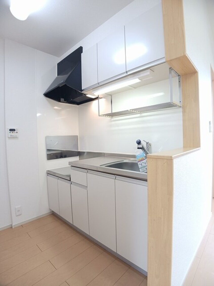  阪和線・羽衣線/紀伊駅 徒歩21分 2階 築13年