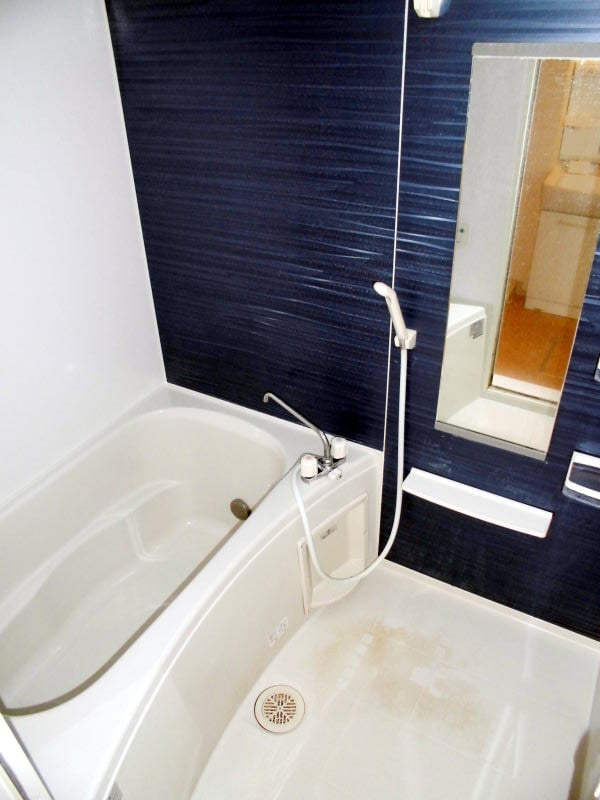  阪和線・羽衣線/紀伊駅 徒歩21分 2階 築13年