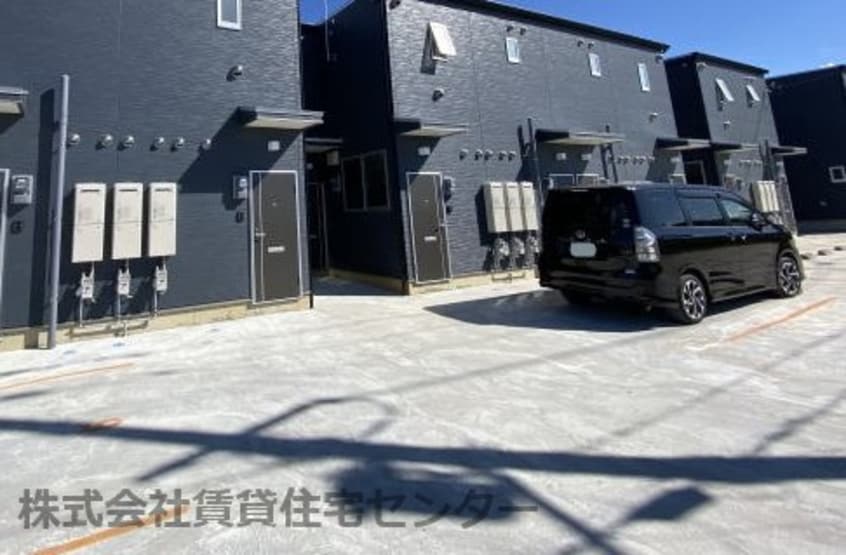 施工例※実際の建物とは、外壁、窓の開口部の位置等のデザインが TJ鳴神2