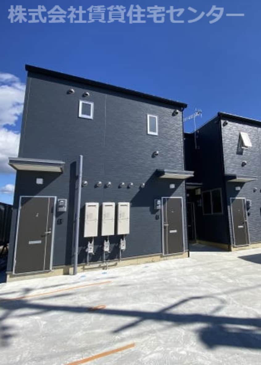 施工例※実際の建物とは、外壁、窓の開口部の位置等のデザインが TJ鳴神2