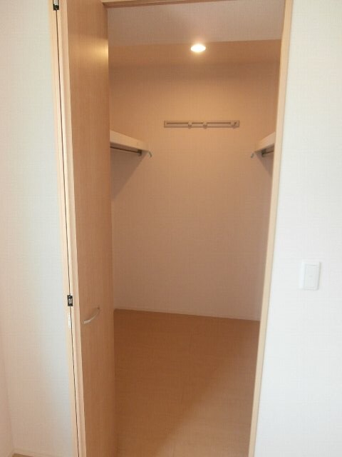 同仕様 阪和線・羽衣線/和歌山駅 徒歩17分 3階 築9年