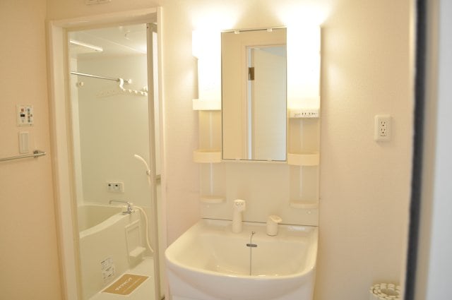  阪和線・羽衣線/紀伊中ノ島駅 徒歩32分 2階 築17年