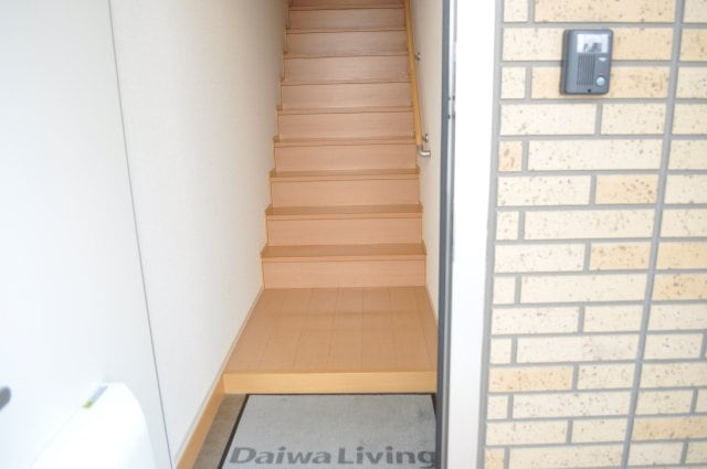  阪和線・羽衣線/紀伊中ノ島駅 徒歩32分 2階 築17年