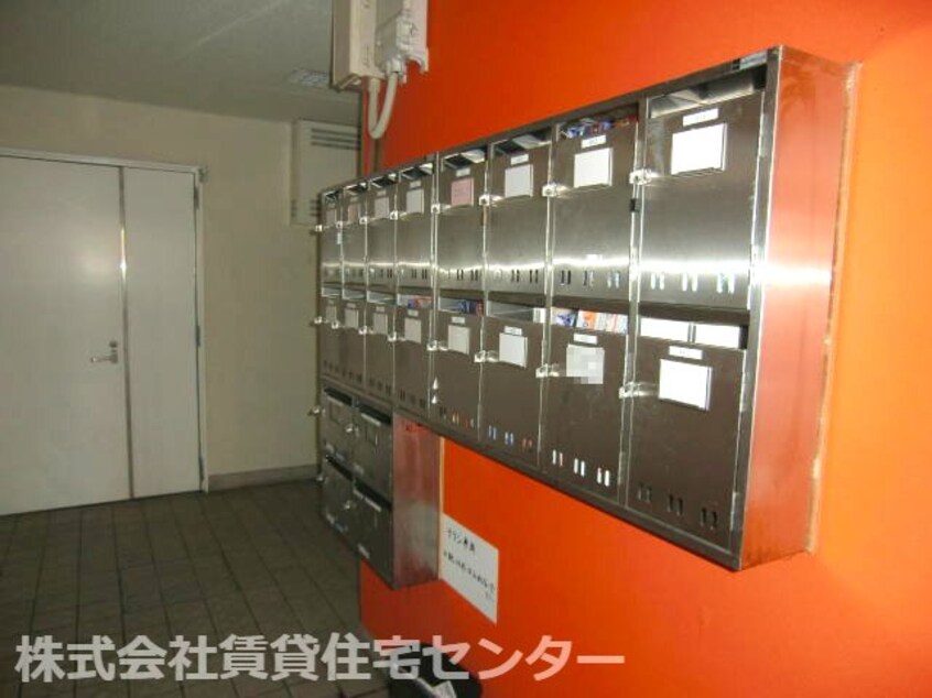  イーストアベニュー和歌山