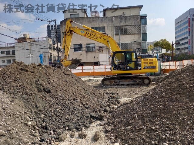 建築中 友田町店舗付き新築マンション