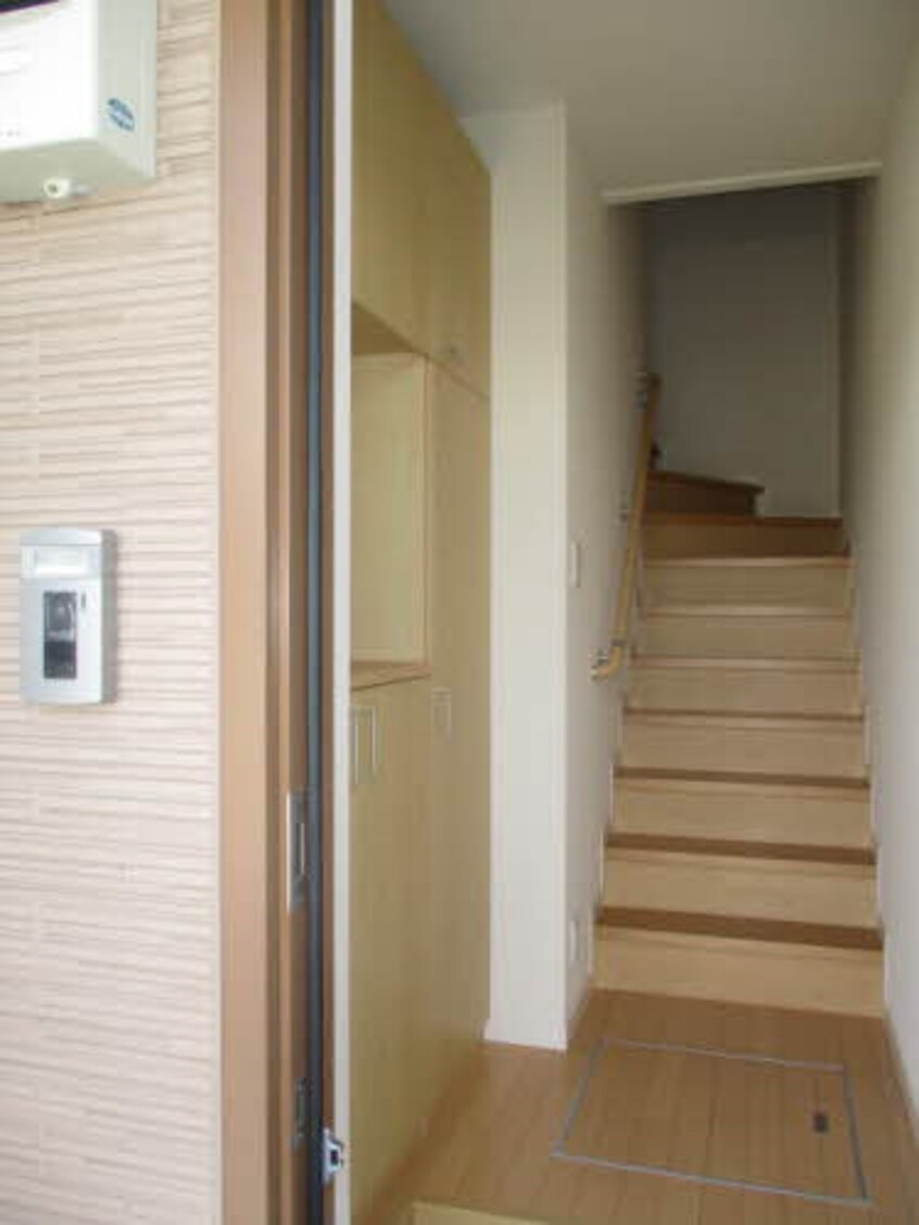  シャーメゾン和歌川