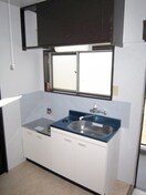  池尻マンション有本