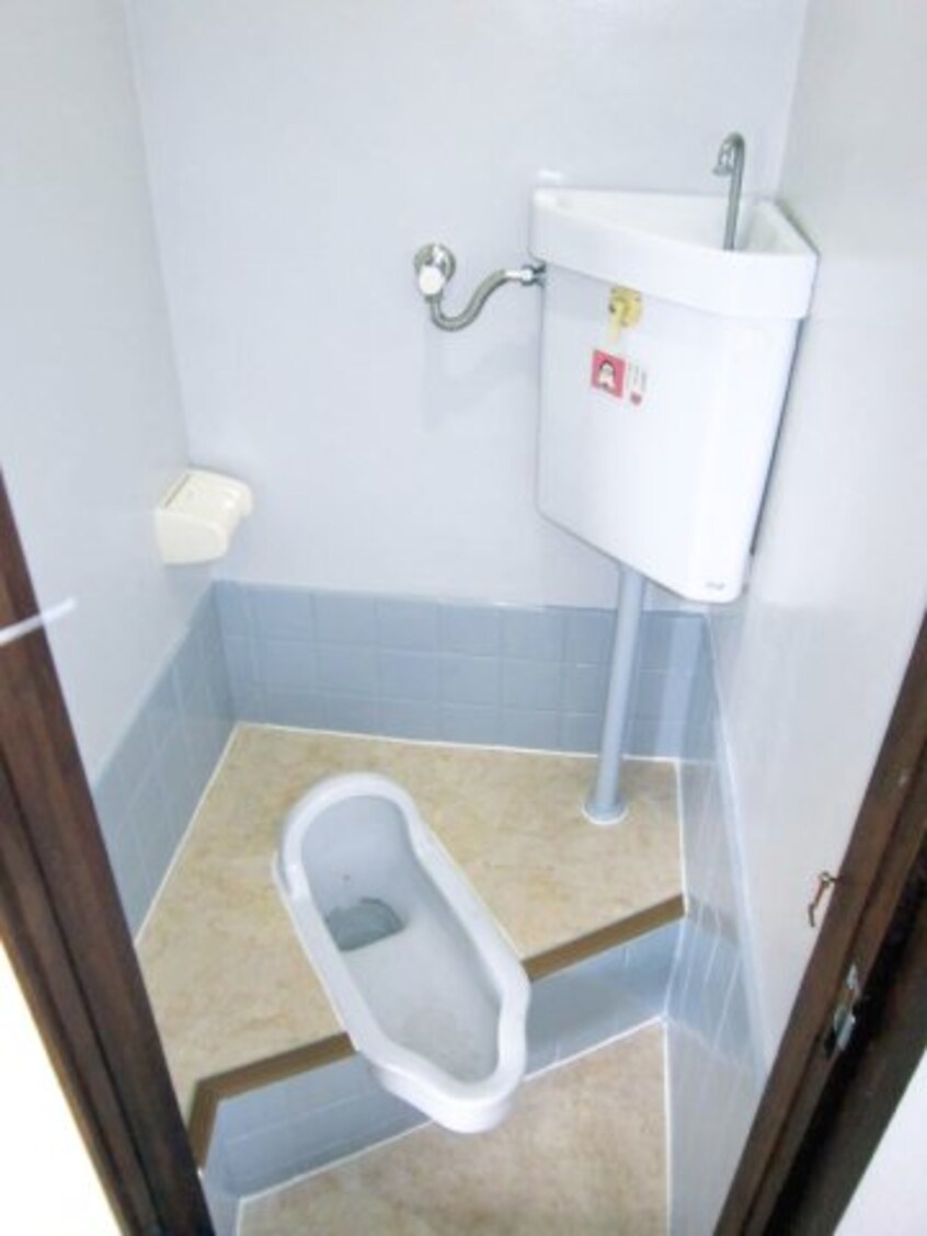  池尻マンション有本