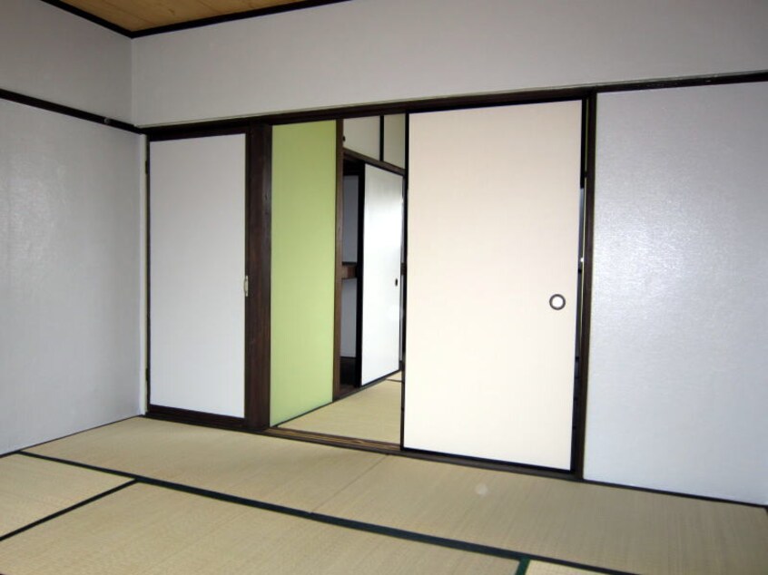  池尻マンション有本