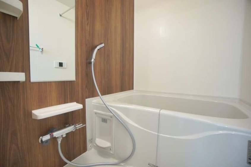  阪和線・羽衣線/紀伊中ノ島駅 徒歩21分 1階 築6年