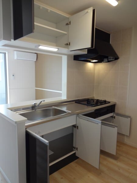 同仕様 和歌山線/田井ノ瀬駅 徒歩27分 2階 築8年