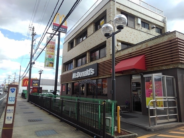マクドナルド 24号四箇郷店様 1131m 和歌山線/田井ノ瀬駅 徒歩27分 2階 築8年