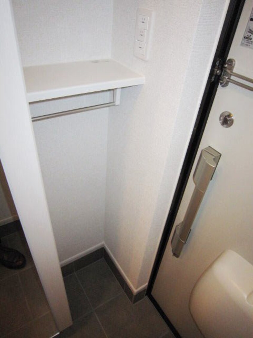  ＮＥＯ　ＦＬＯＲ　Ｄ・Ｇ