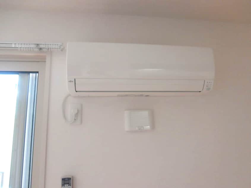  阪和線・羽衣線/和歌山駅 徒歩15分 2階 築13年