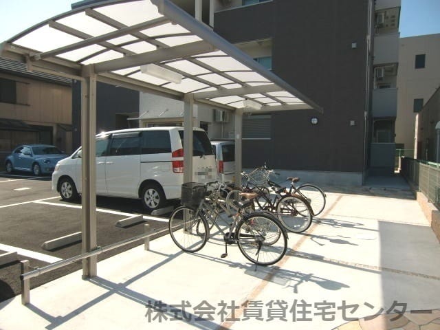  AXIS 壱番館