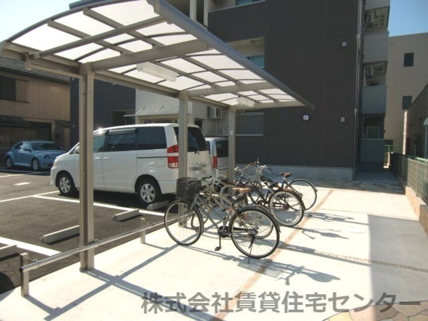  AXIS 壱番館