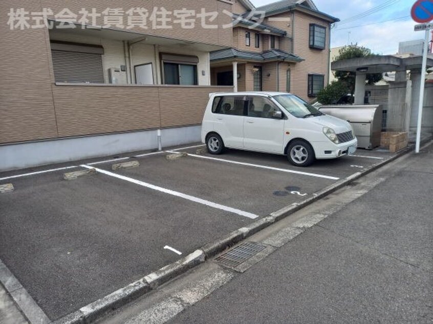  阪和線・羽衣線/和歌山駅 徒歩8分 1階 築8年