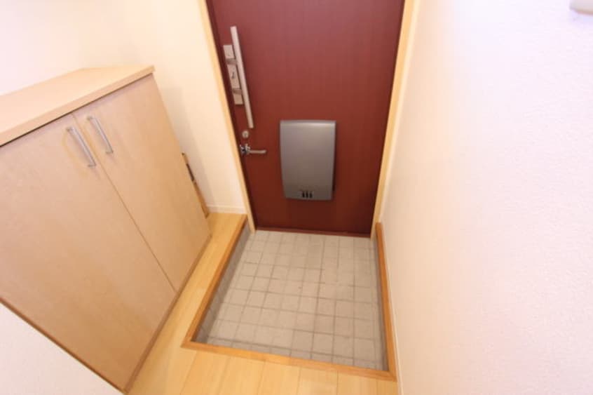  阪和線・羽衣線/和歌山駅 バス10分津秦下車:停歩8分 1階 築18年