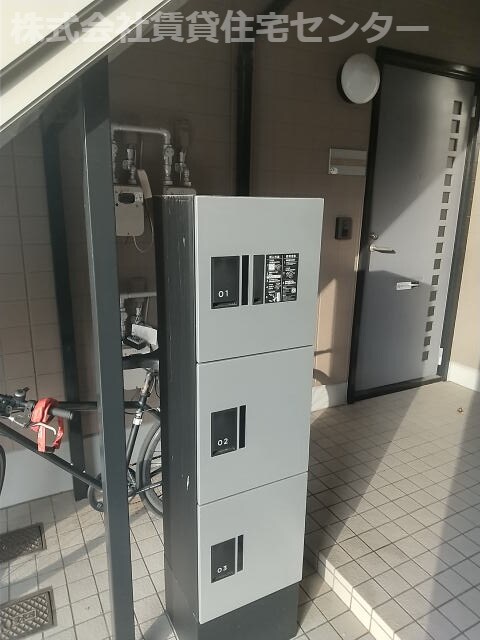 宅配BOX ラ．サルデーヌ