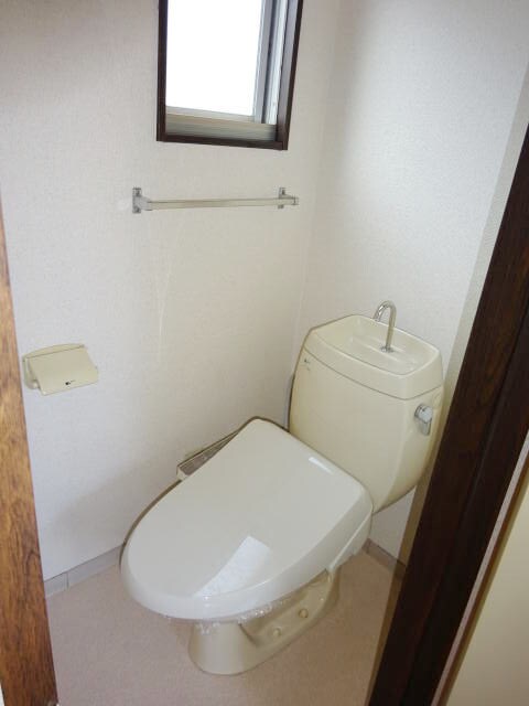  阪和線・羽衣線/和歌山駅 徒歩24分 1階 築37年