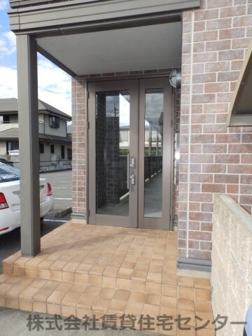  阪和線・羽衣線/和歌山駅 バス14分鳴神住宅前下車:停歩3分 1階 築19年