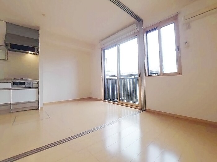  阪和線・羽衣線/和歌山駅 バス14分鳴神住宅前下車:停歩3分 1階 築19年