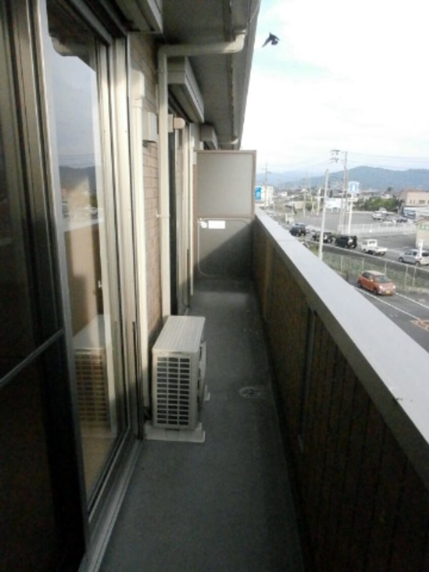  阪和線・羽衣線/紀伊駅 徒歩25分 3階 築17年