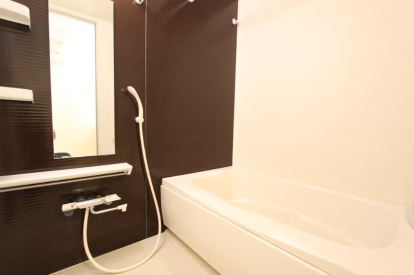  阪和線・羽衣線/和歌山駅 徒歩13分 1階 築10年