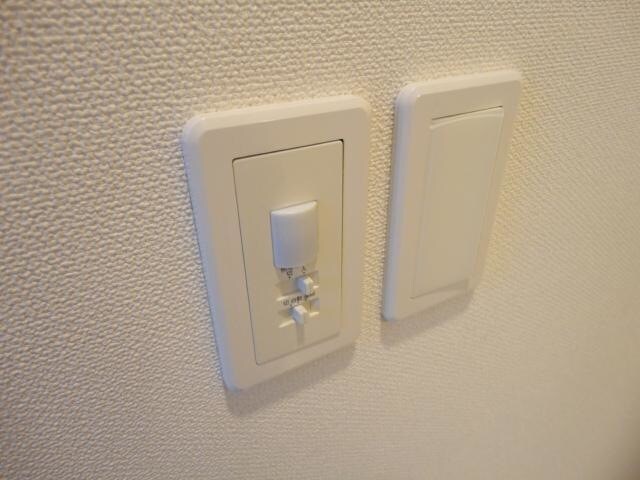  阪和線・羽衣線/和歌山駅 徒歩13分 1階 築11年