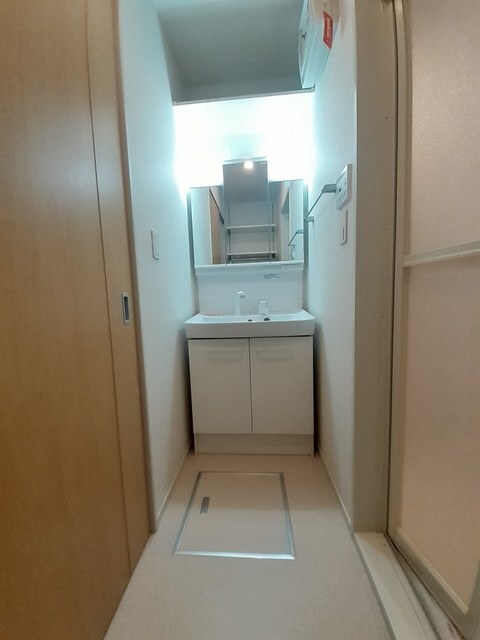  ネオ・エリタージュ