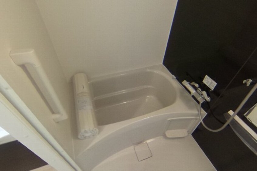 同仕様 和歌山線/和歌山駅 徒歩9分 2階 築4年