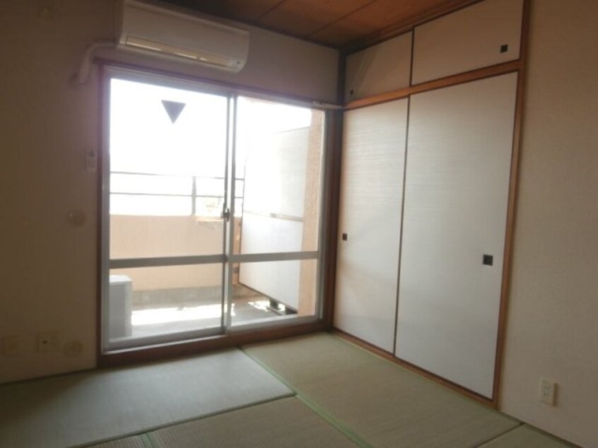  ふぁみーゆ吹屋町