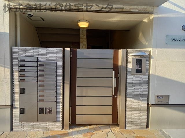  阪和線・羽衣線/和歌山駅 徒歩19分 3階 築1年