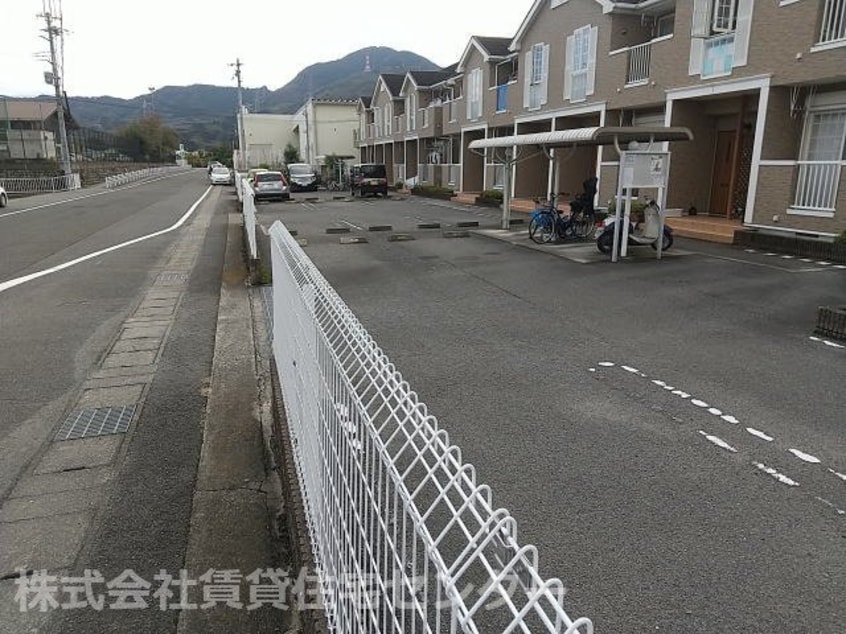  コニファーⅡ番館B