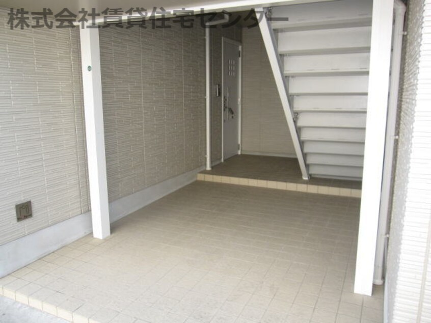  シャーメゾン尾崎