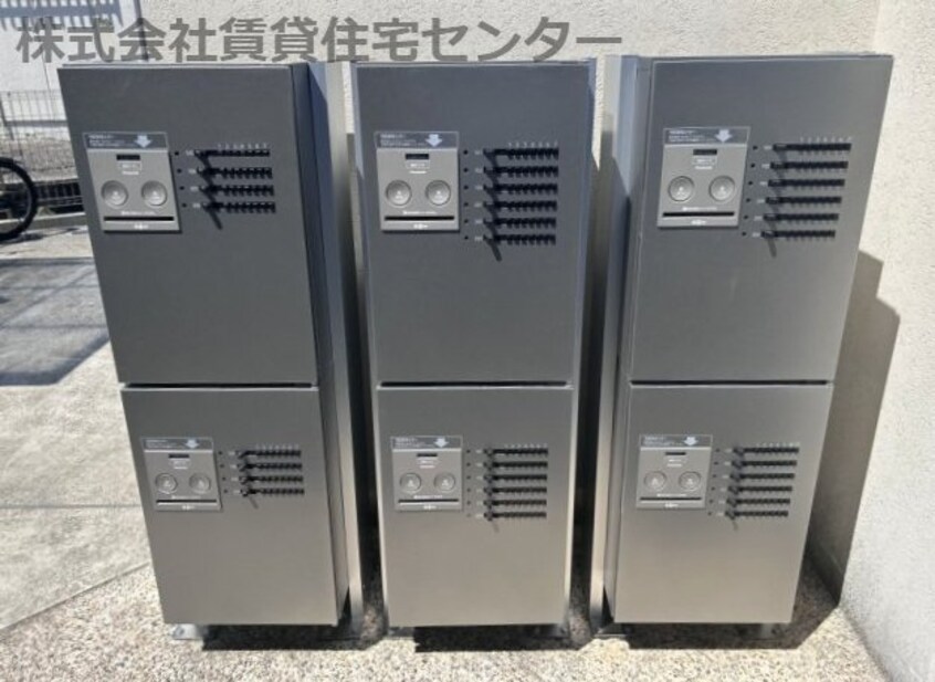 宅配ボックス 阪和線・羽衣線/紀伊駅 バス8分池の川下車:停歩1分 1階 築9年